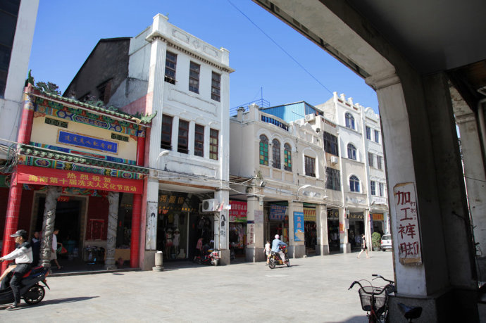 ????(?？?? ?? 10? ??? ‘??????(騎樓老街)’