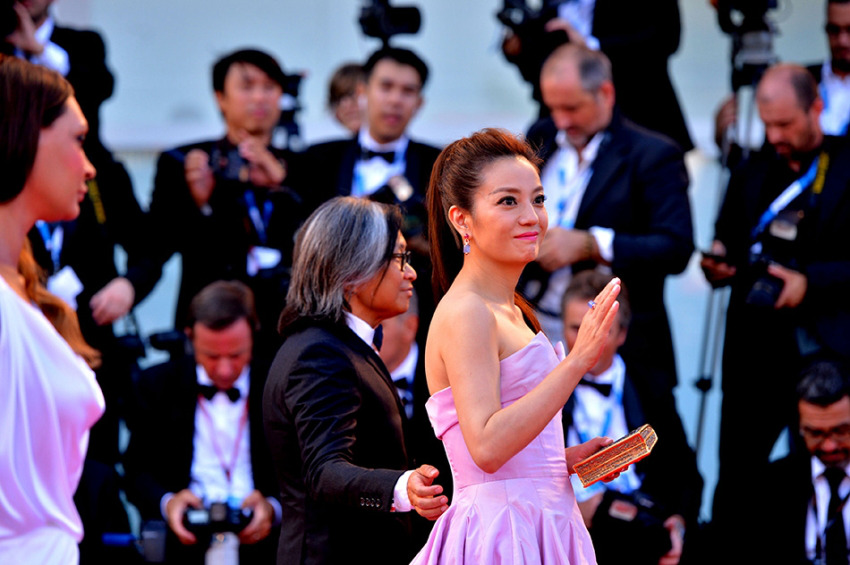 71? ???? ??? ??, ???? ? 中 ??? ??