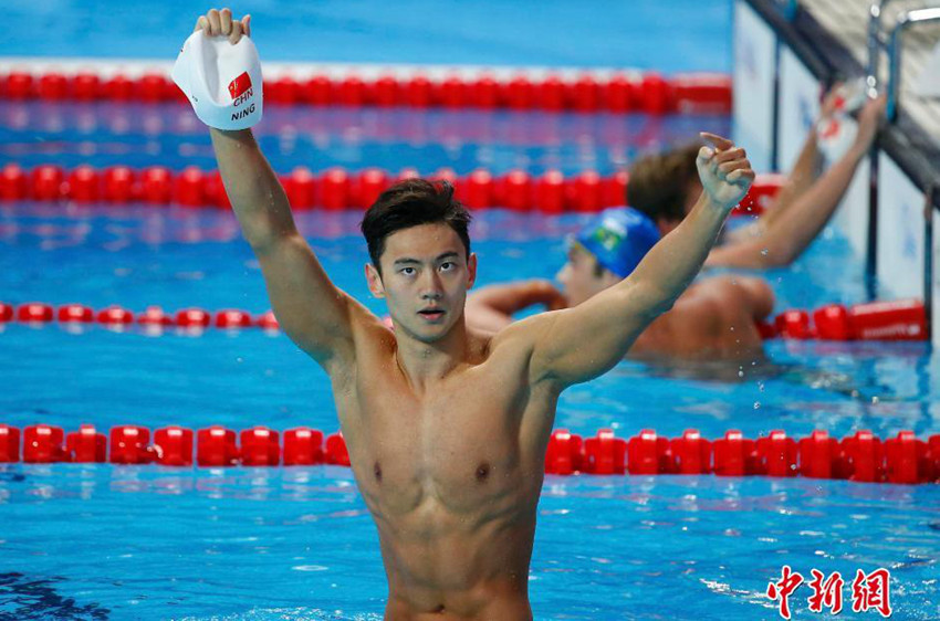 ????, ??????? ?? 100m ??? 金 ‘???’