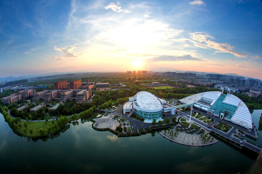 ‘THE’ ?? ?? ??, ???大 ??大 50?? ??