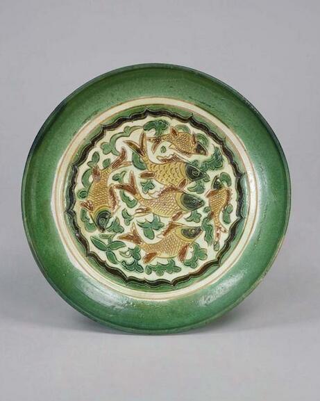 ?(金)?? ??? ‘??????(三彩魚藻文皿)’-?? ???????? ??