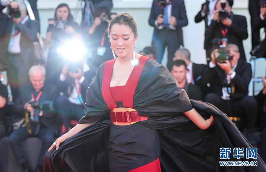 ?? 4? ???? ????? ??? ??? ???? ???? ‘?????(蘭心大劇院)’? ?? ??(鞏俐, ??)? ???? ?? ??. [?? ??: ???]