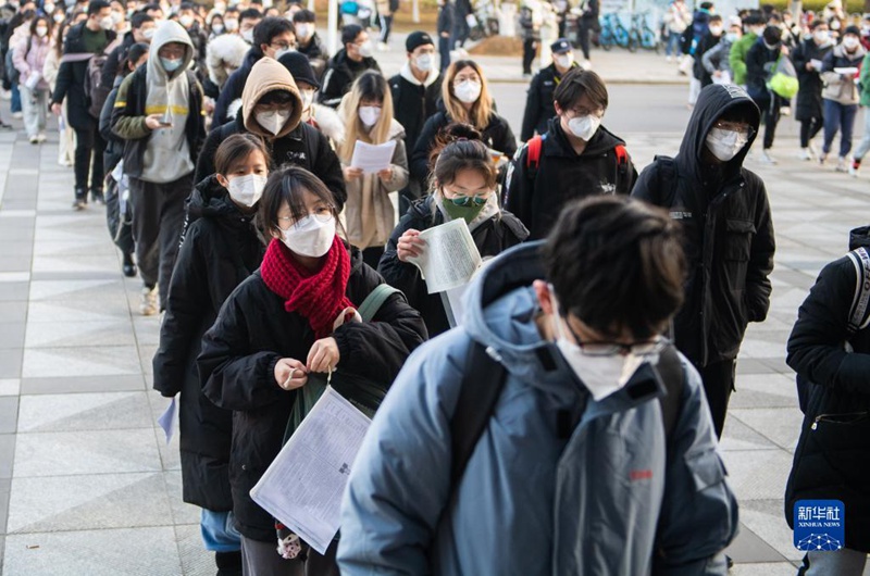 12? 24?, ?? ????? ???, ????? ????? ????. [?? ??: ???]