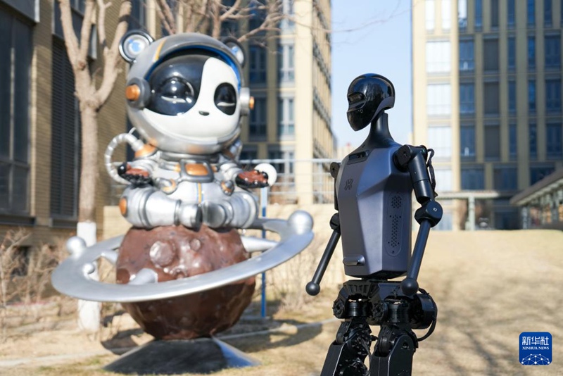 ???? ?? ????(??)?? ??-?? ???? ???? AI(Embodied AI?EAI) ?? ????? ??? ????? ?? ‘??’(天工)? ?? ??? ?? ??. [2? 24? ??/?? ??: ???]