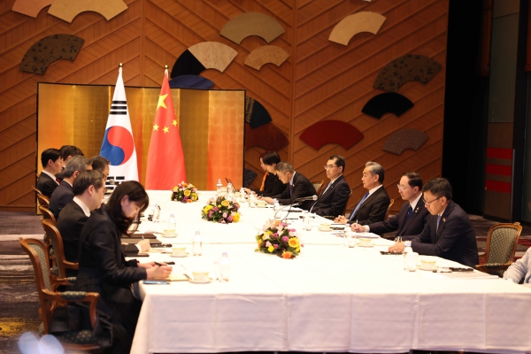 中 ??, ??? ?? ????? ??