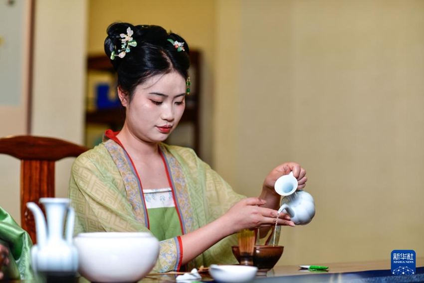 ???(茶藝師)? ?? ??? ???? ??. [5? 14? ??/?? ??: ???]